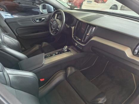 VOLVO XC60 2.0 16V 4P T8 HYBRID R-DESIGN AWD GEARTRONIC AUTOMÁTICO, Foto 11
