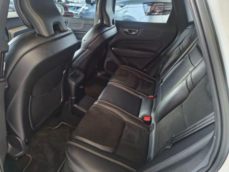 VOLVO XC60 2.0 16V 4P T8 HYBRID R-DESIGN AWD GEARTRONIC AUTOMÁTICO, Foto 17