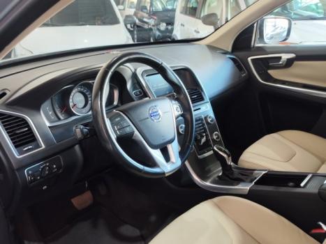 VOLVO XC60 2.0 4P COMFORT T5 TURBO AUTOM�TICO, Foto 10