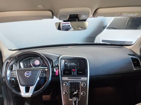 VOLVO XC60 2.0 4P COMFORT T5 TURBO AUTOM�TICO, Foto 12
