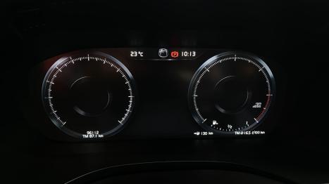 VOLVO XC60 2.0 4P D5 MOMENTUM DIESEL AWD GEARTRONIC, Foto 5