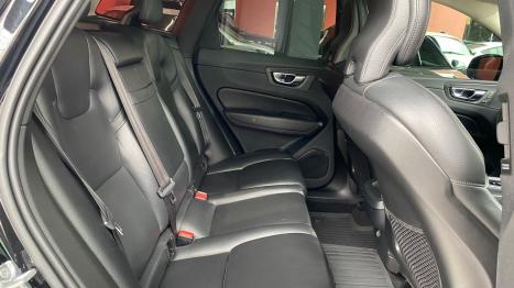 VOLVO XC60 2.0 4P D5 MOMENTUM DIESEL AWD GEARTRONIC, Foto 8