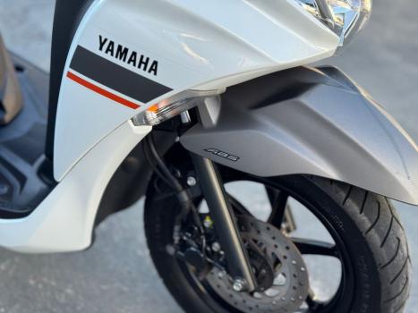 YAMAHA Fluo 125 ABS, Foto 4