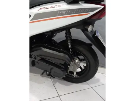 YAMAHA Fluo 125 ABS, Foto 13
