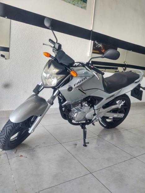 YAMAHA FZ 25 250 Fazer Flex , Foto 1