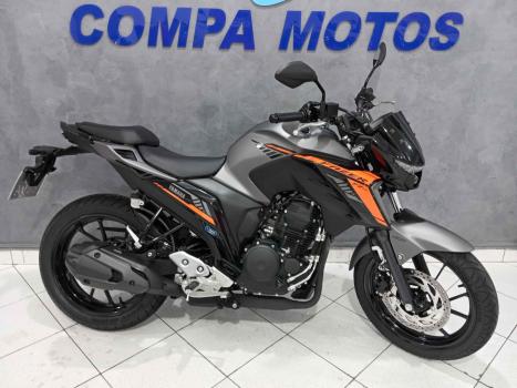 YAMAHA FZ 25 250 Fazer Flex , Foto 2