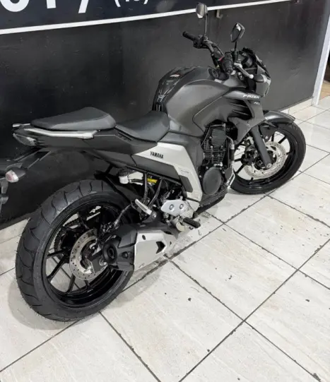 YAMAHA FZ 25 250 Fazer Flex , Foto 9