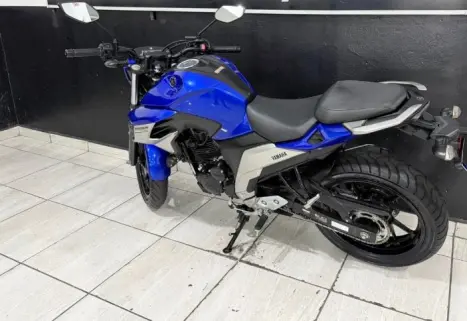 YAMAHA FZ 25 250 Fazer Flex , Foto 4