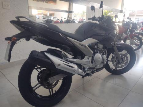 YAMAHA FZ 25 250 Fazer Flex , Foto 10