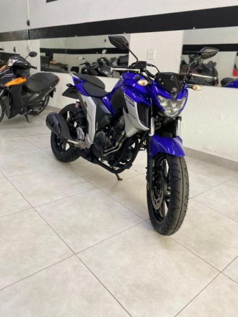 YAMAHA FZ 25 250 Fazer Flex , Foto 3