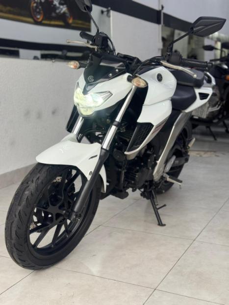YAMAHA FZ 25 250 Fazer Flex , Foto 3