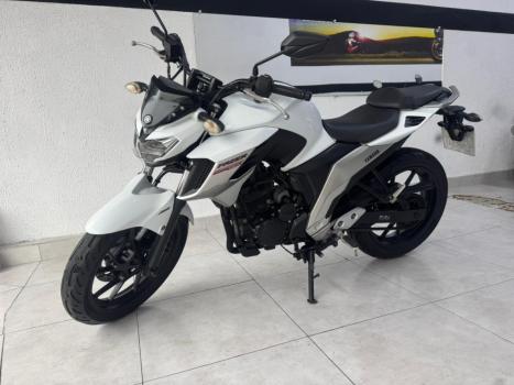 YAMAHA FZ 25 250 Fazer Flex , Foto 4