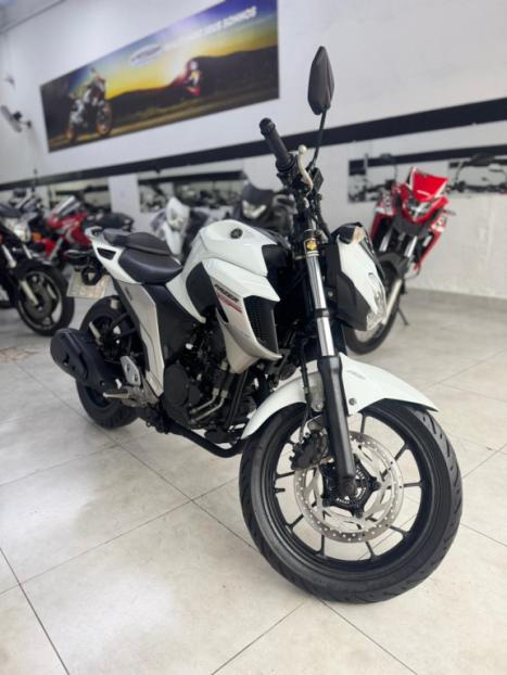 YAMAHA FZ 25 250 Fazer Flex , Foto 11