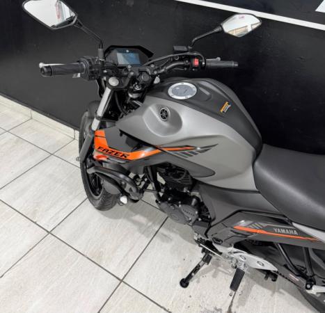 YAMAHA FZ 25 250 Fazer Flex , Foto 2