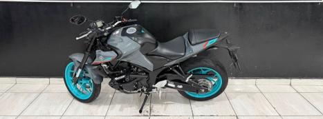 YAMAHA MT-03 300 , Foto 2
