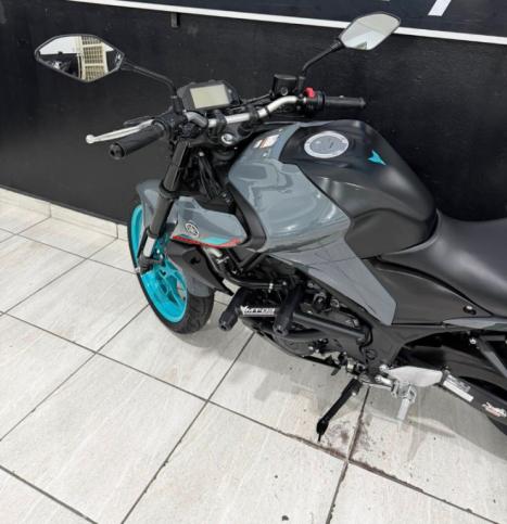 YAMAHA MT-03 300 , Foto 6
