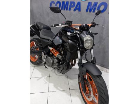 YAMAHA MT-03 300 ABS, Foto 2