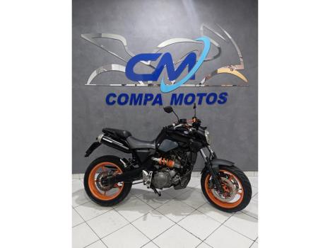 YAMAHA MT-03 300 ABS, Foto 3