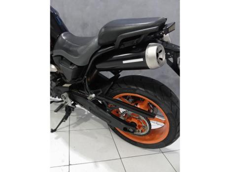 YAMAHA MT-03 300 ABS, Foto 6