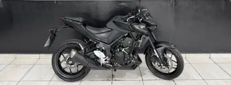 YAMAHA MT-03 300 ABS, Foto 10