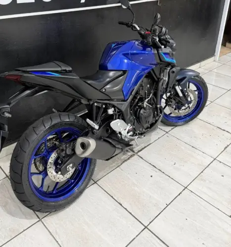 YAMAHA MT-03 300 ABS, Foto 11