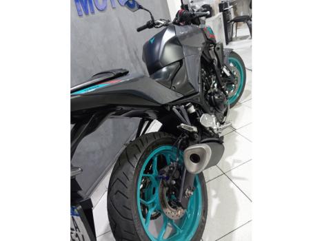 YAMAHA MT-03 300 ABS, Foto 9