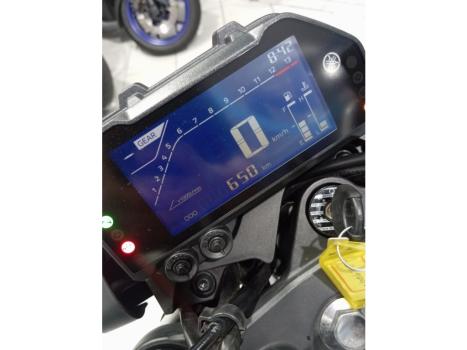 YAMAHA MT-03 300 ABS, Foto 9