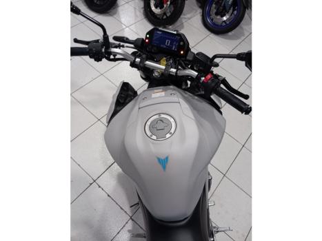 YAMAHA MT-03 300 ABS, Foto 11
