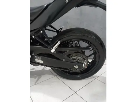 YAMAHA MT-03 300 ABS, Foto 5
