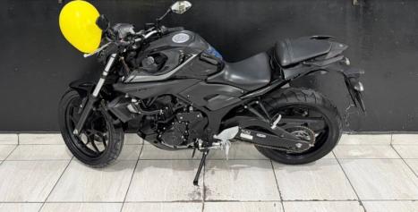 YAMAHA MT-03 300 ABS, Foto 4