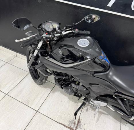 YAMAHA MT-03 300 ABS, Foto 8