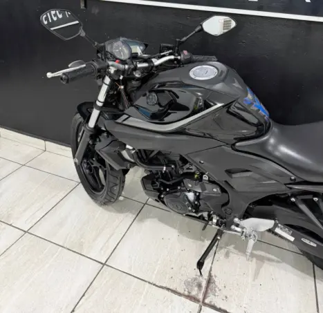 YAMAHA MT-03 300 ABS, Foto 9