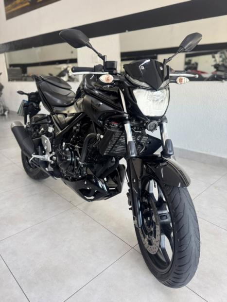 YAMAHA MT-03 300 ABS, Foto 10