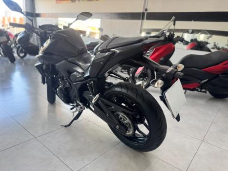 YAMAHA MT-03 300 ABS, Foto 14
