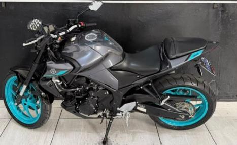 YAMAHA MT-03 300 ABS, Foto 6