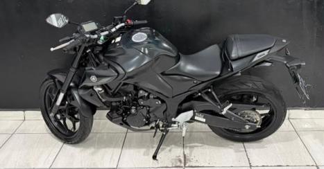YAMAHA MT-03 300 ABS, Foto 2