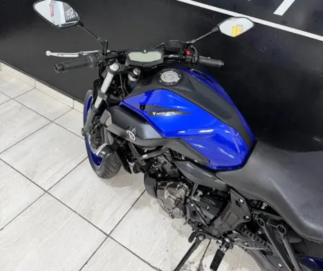YAMAHA MT-03 660 , Foto 9