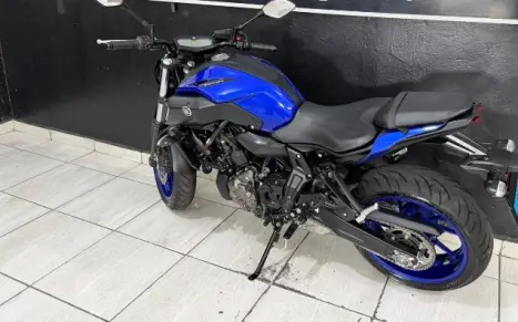 YAMAHA MT-03 660 , Foto 10
