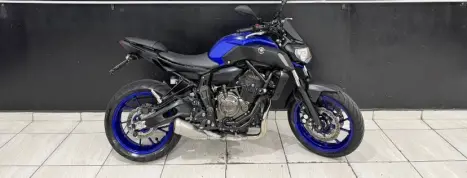 YAMAHA MT-07 700 , Foto 1