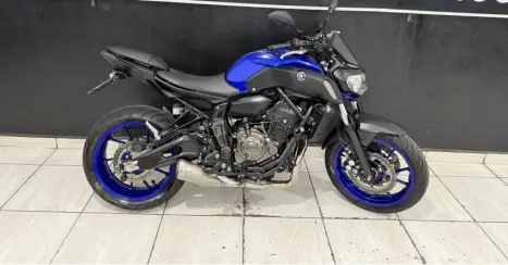 YAMAHA MT-07 700 , Foto 5