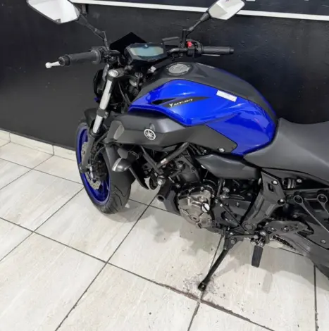 YAMAHA MT-07 700 , Foto 7
