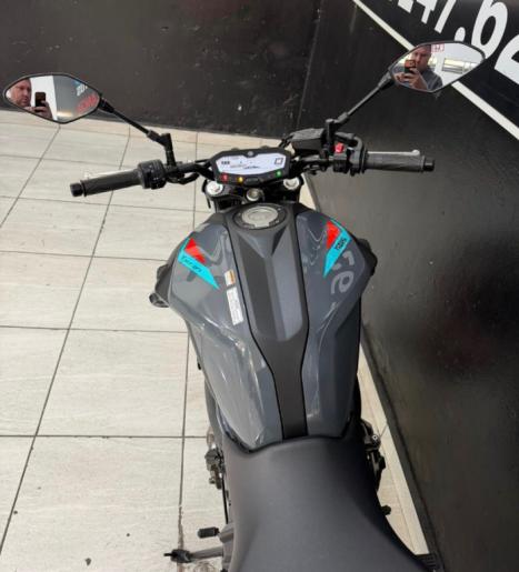 YAMAHA MT-07 700 , Foto 6