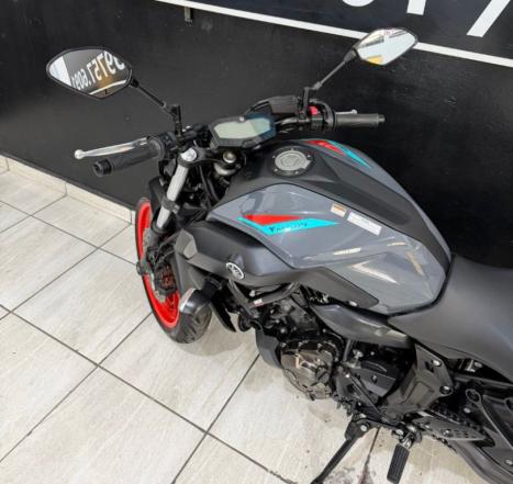 YAMAHA MT-07 700 , Foto 9