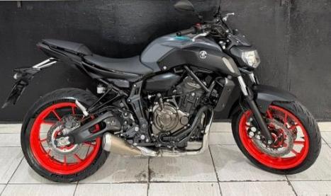YAMAHA MT-07 700 , Foto 12