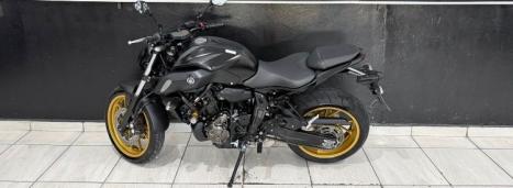YAMAHA MT-07 700 ABS, Foto 4
