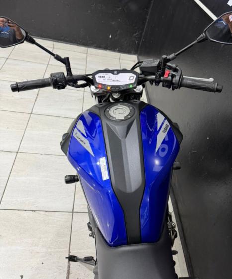 YAMAHA MT-07 700 ABS, Foto 7