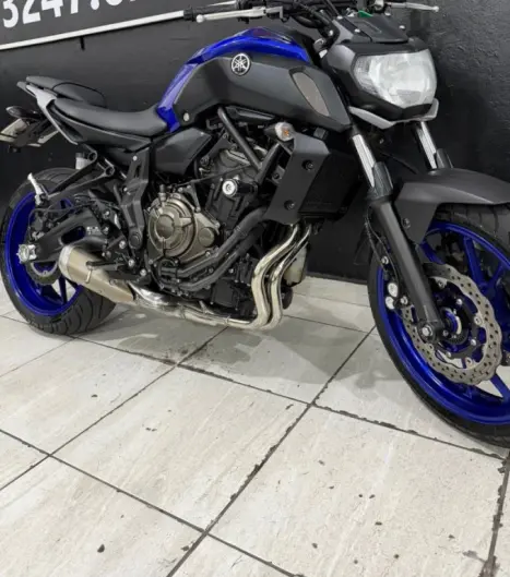 YAMAHA MT-07 700 ABS, Foto 11