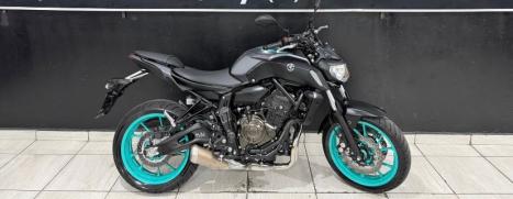 YAMAHA MT-07 700 ABS, Foto 3