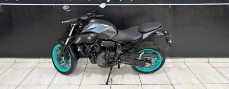 YAMAHA MT-07 700 ABS, Foto 5