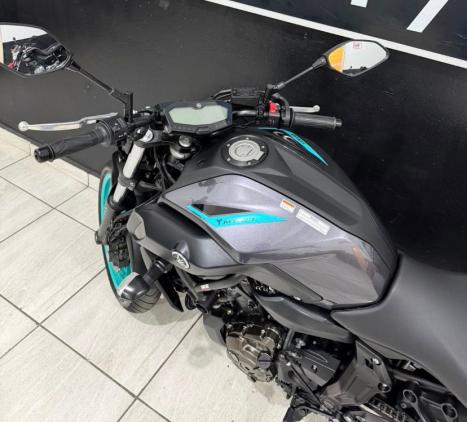 YAMAHA MT-07 700 ABS, Foto 8